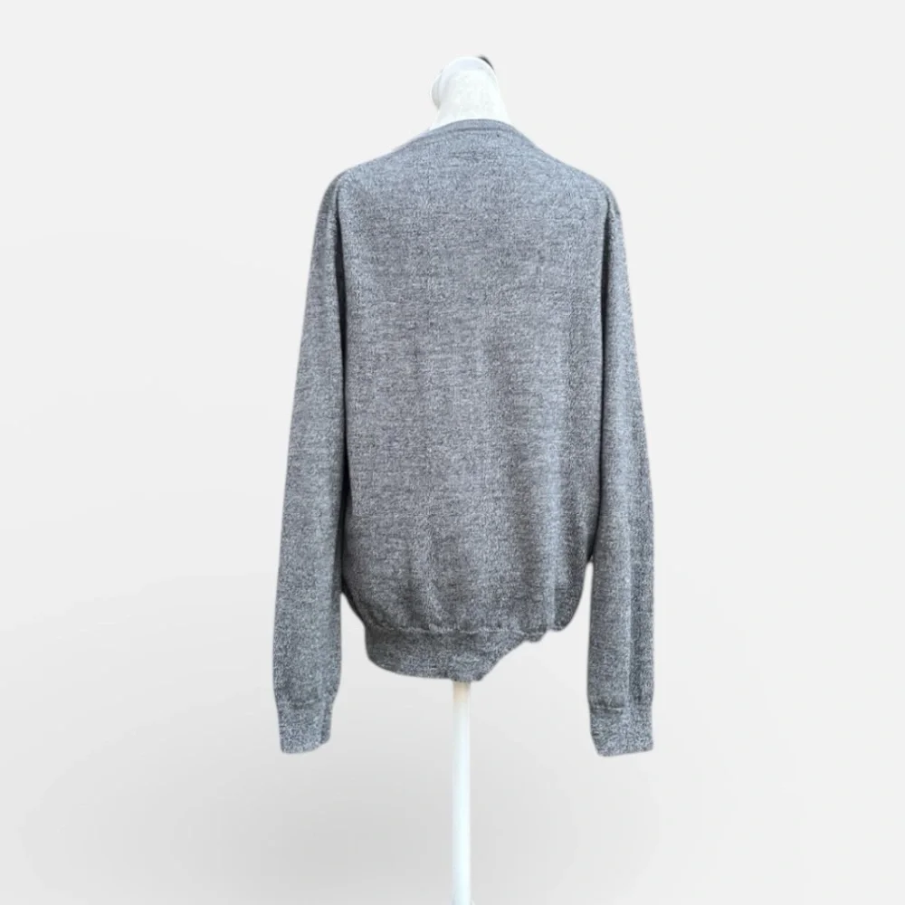 Express Merino Wool V-neck Sweater in Gray Size Medium